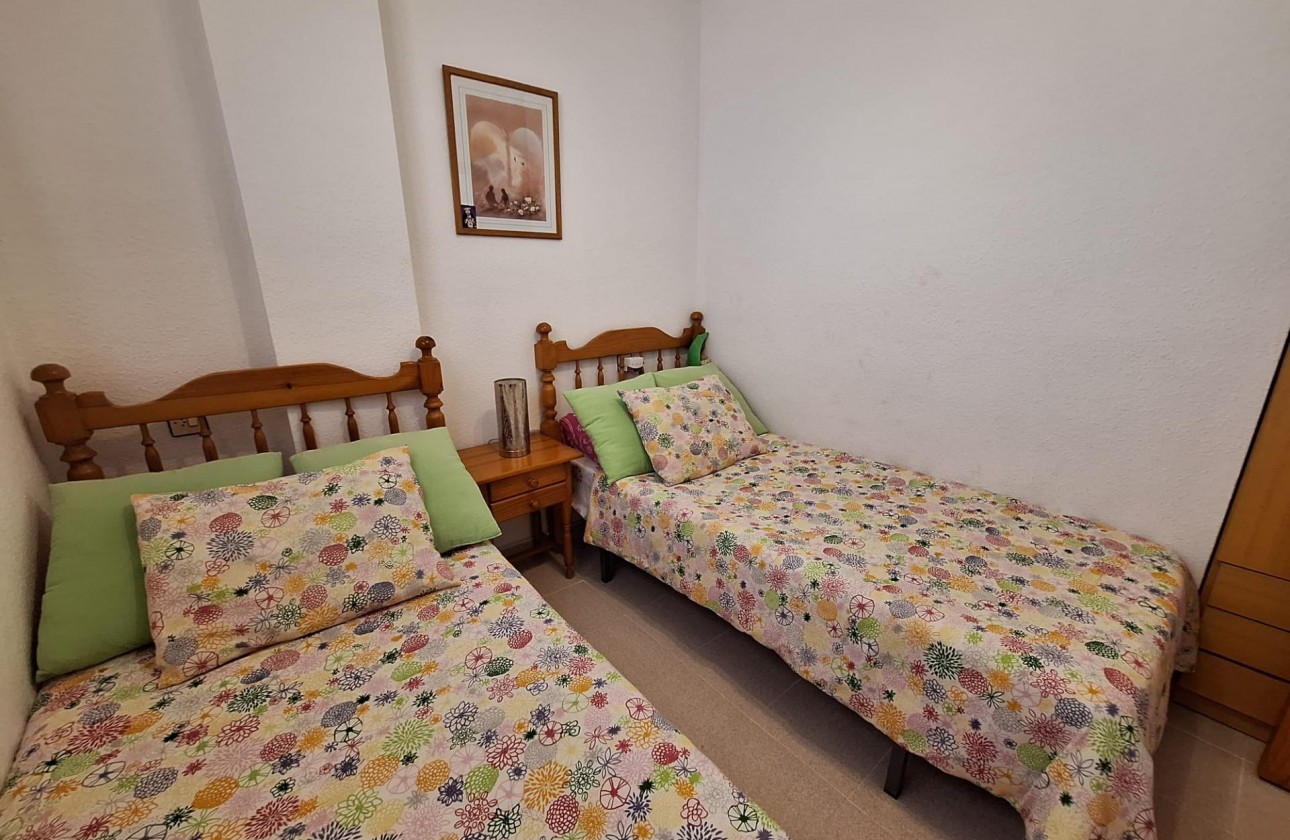 Resale - Apartment / flat - Torrevieja - Nueva Torrevieja