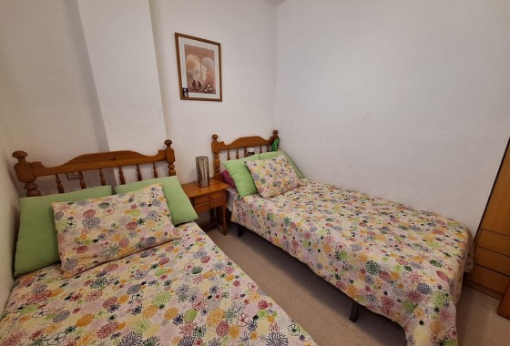 Resale - Apartment / flat - Torrevieja - Nueva Torrevieja