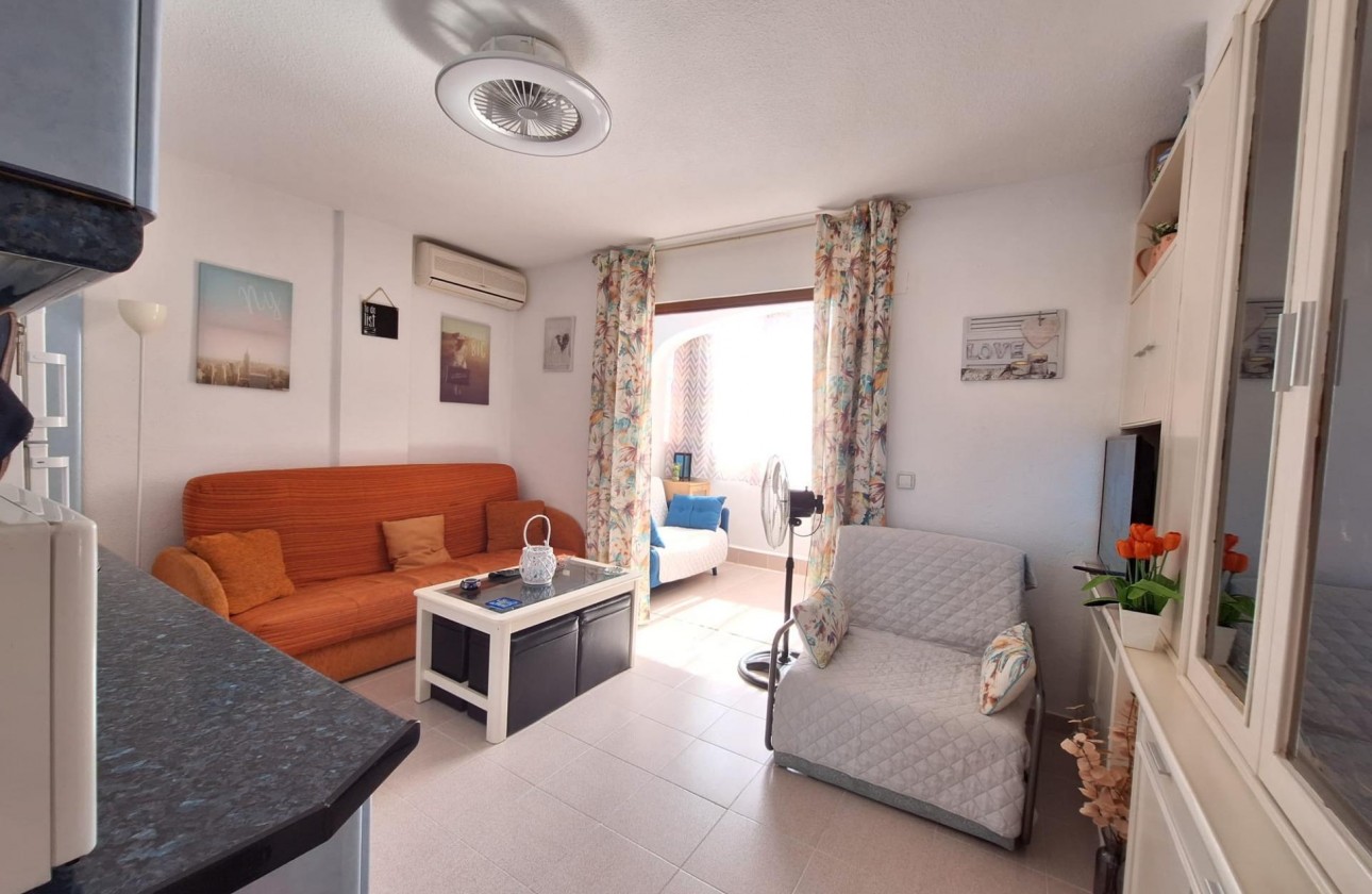 Resale - Apartment / flat - Torrevieja - Nueva Torrevieja