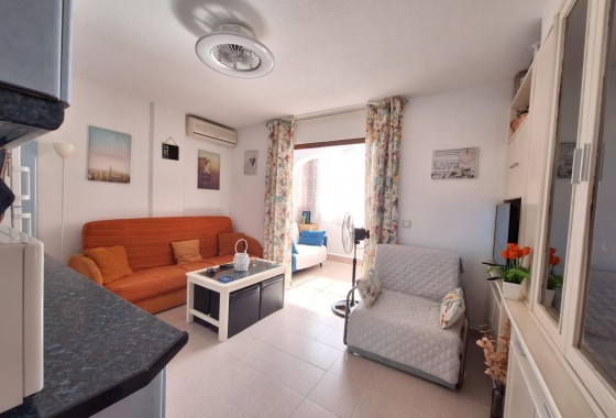 Resale - Apartment / flat - Torrevieja - Nueva Torrevieja