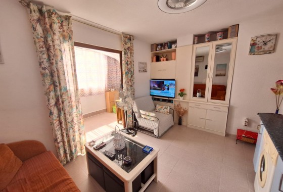 Resale - Apartment / flat - Torrevieja - Nueva Torrevieja