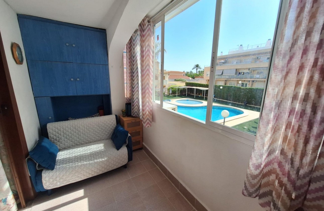 Resale - Apartment / flat - Torrevieja - Nueva Torrevieja