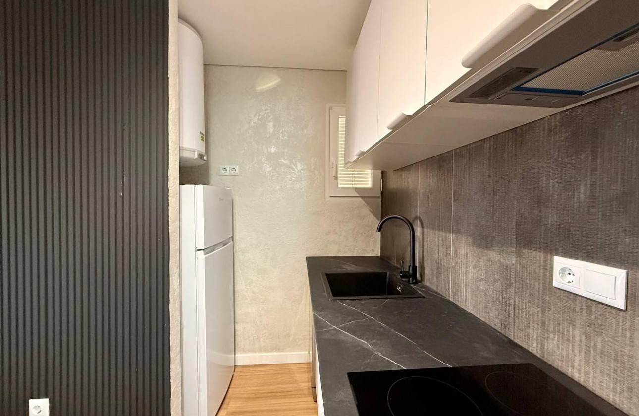 Revente - Appartement - Torrevieja - Acequion