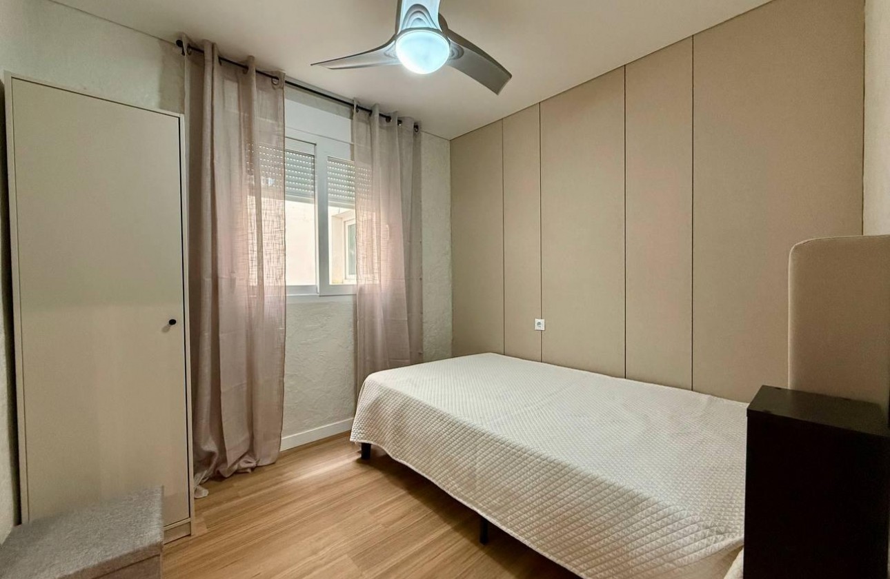 Revente - Appartement - Torrevieja - Acequion
