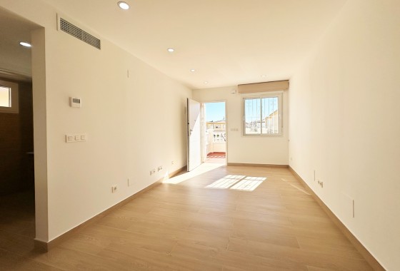 Resale - Apartment / flat - Orihuela Costa - Costa Blanca