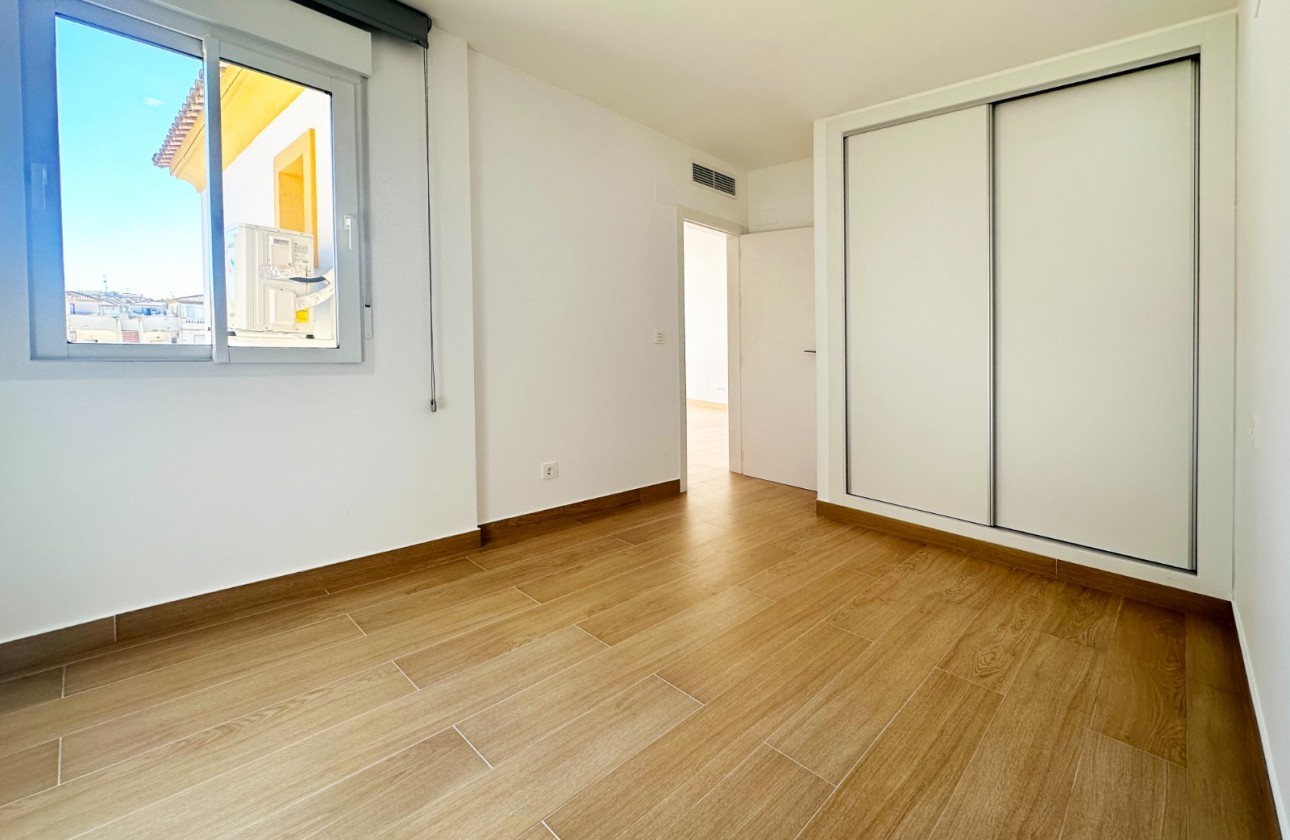Resale - Apartment / flat - Orihuela Costa - Costa Blanca