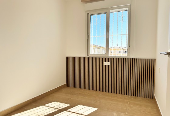 Resale - Apartment / flat - Orihuela Costa - Costa Blanca