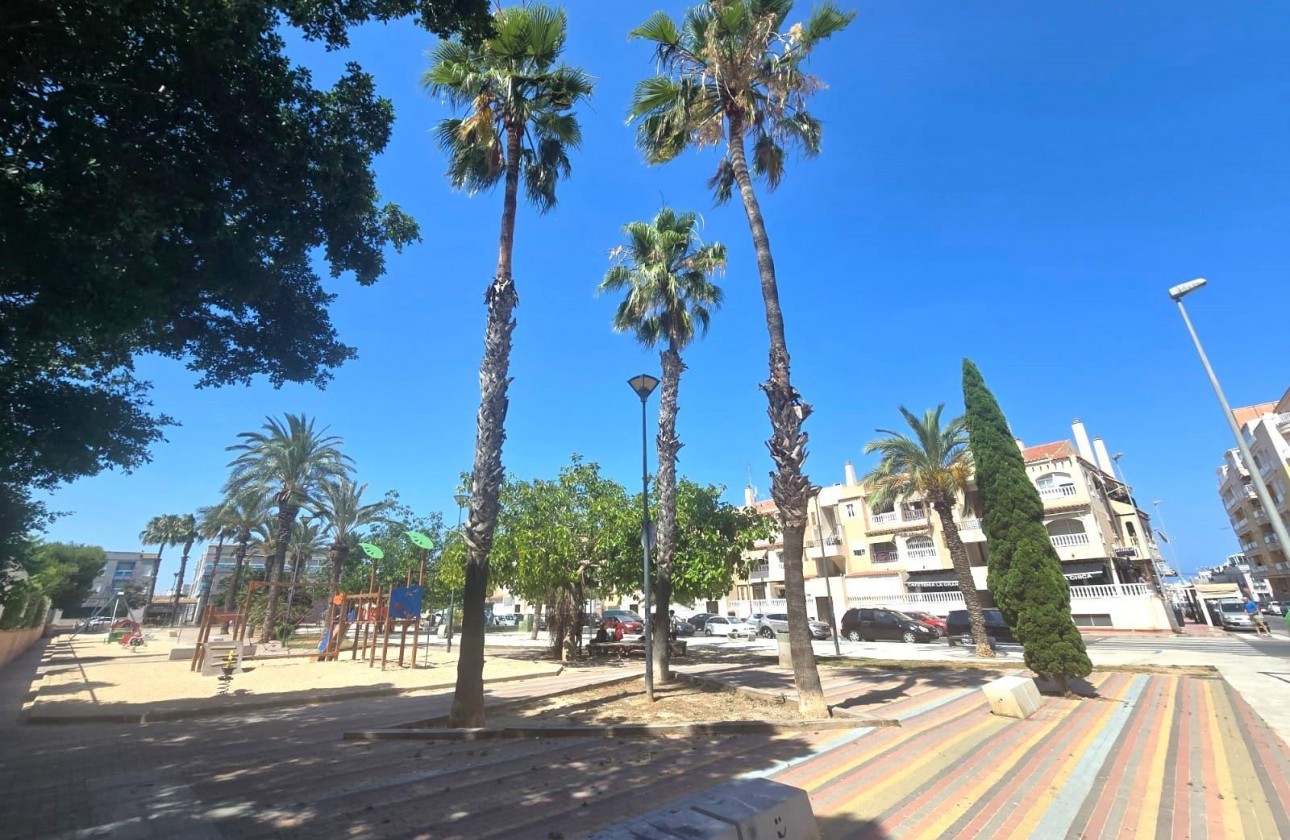 Revente - Appartement - Torrevieja - Habaneras