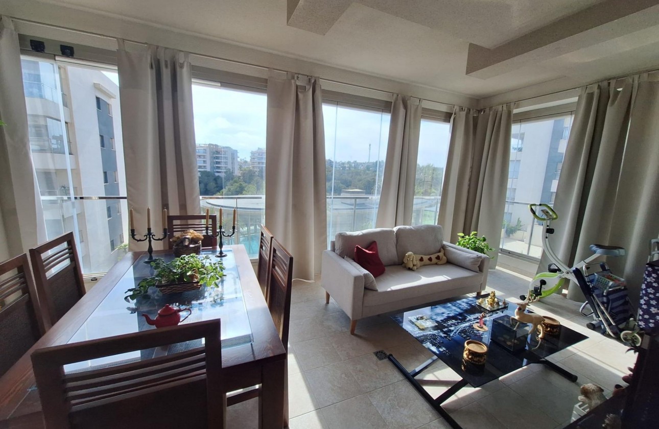 Reventa - Apartamento / piso - Orihuela Costa - Los Dolses