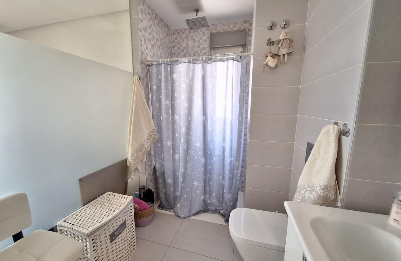 Reventa - Apartamento / piso - Orihuela Costa - Los Dolses