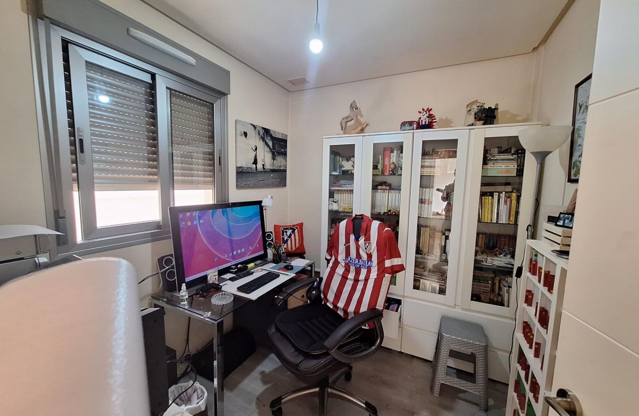 Reventa - Apartamento / piso - Orihuela Costa - Los Dolses