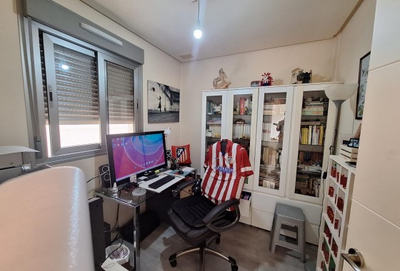 Reventa - Apartamento / piso - Orihuela Costa - Los Dolses
