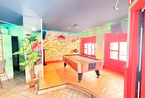 Resale - Commercial - Torrevieja - Paseo maritimo