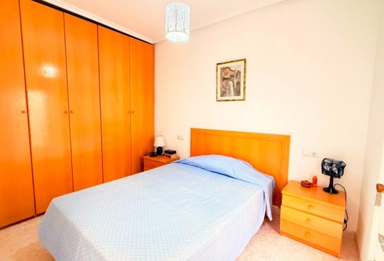 Resale - Apartment / flat - Torrevieja - Playa del Cura