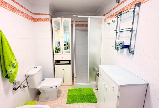 Resale - Apartment / flat - Torrevieja - Playa del Cura