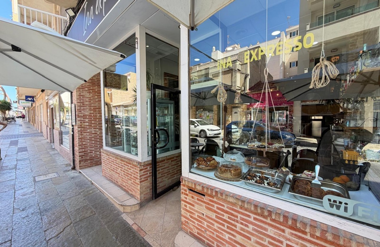 Resale - Commercial - Torrevieja - Centro