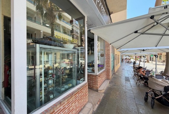 Resale - Commercial - Torrevieja - Centro