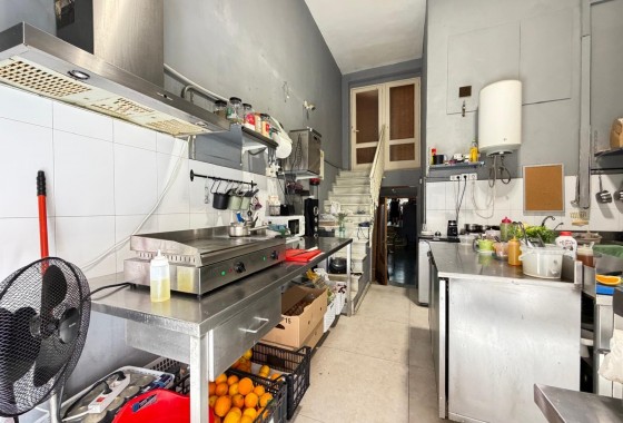 Resale - Commercial - Torrevieja - Centro