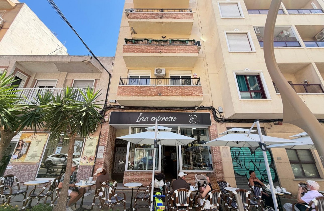Resale - Commercial - Torrevieja - Centro