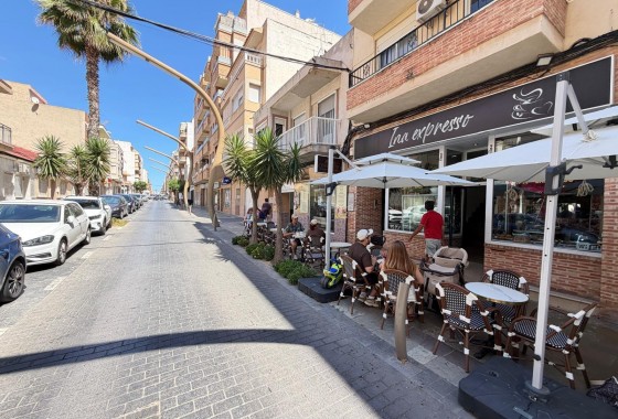 Resale - Commercial - Torrevieja - Centro