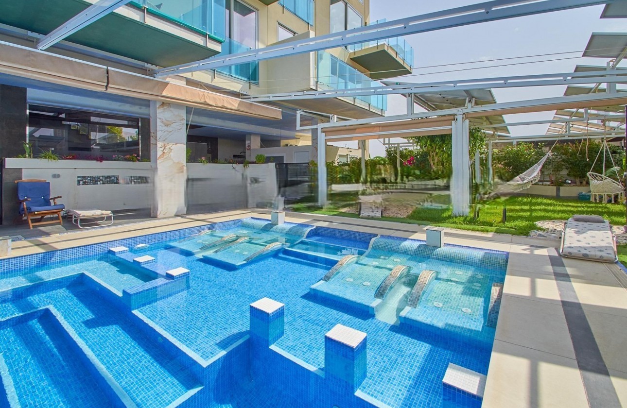 Resale - Apartment / flat - Finestrat - Cala de Finestrat