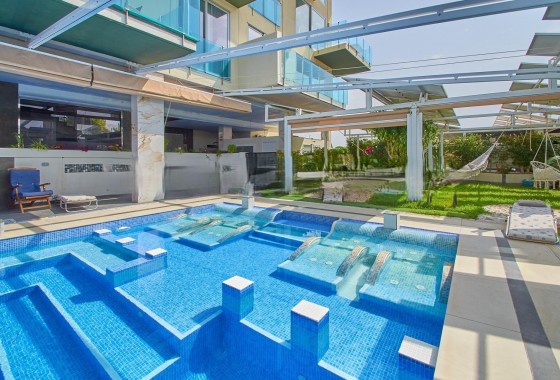 Resale - Apartment / flat - Finestrat - Cala de Finestrat