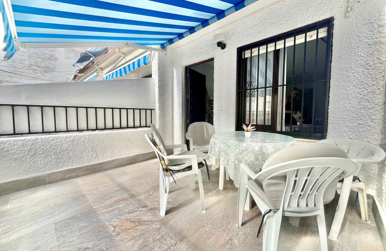 Resale - Apartment / flat - Torrevieja - Playa de los Locos