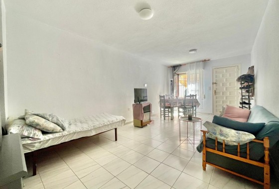 Resale - Apartment / flat - Torrevieja - Playa de los Locos
