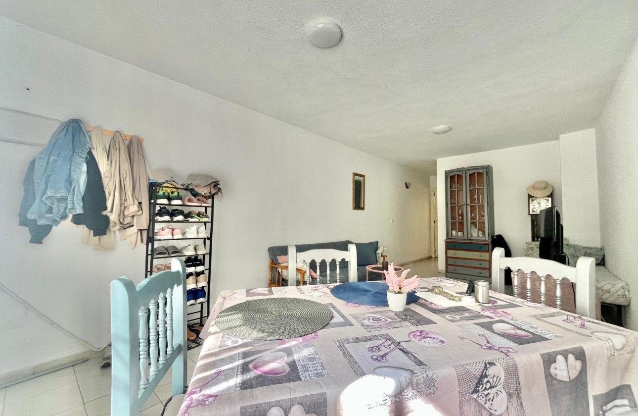 Resale - Apartment / flat - Torrevieja - Playa de los Locos