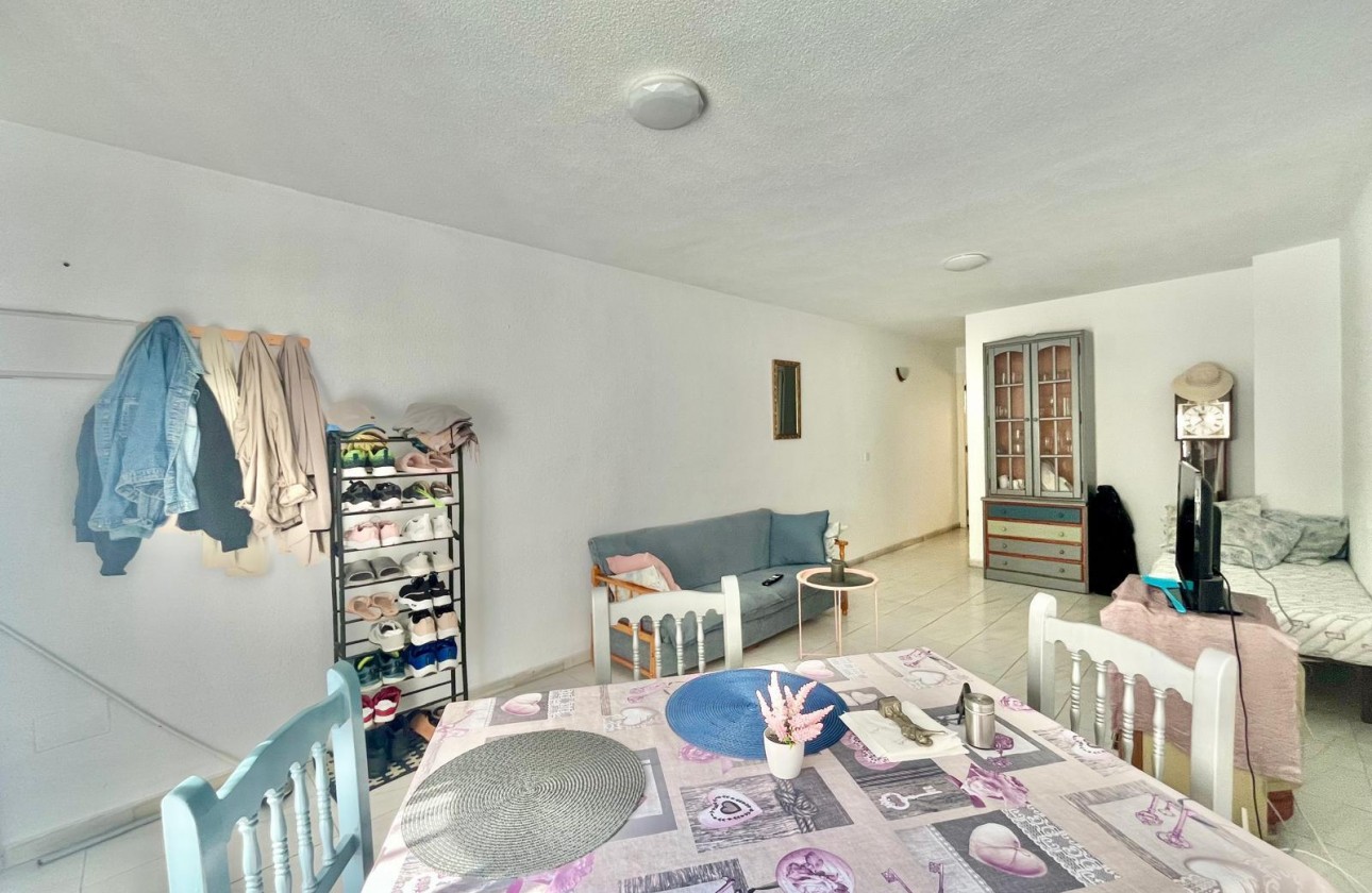 Resale - Apartment / flat - Torrevieja - Playa de los Locos