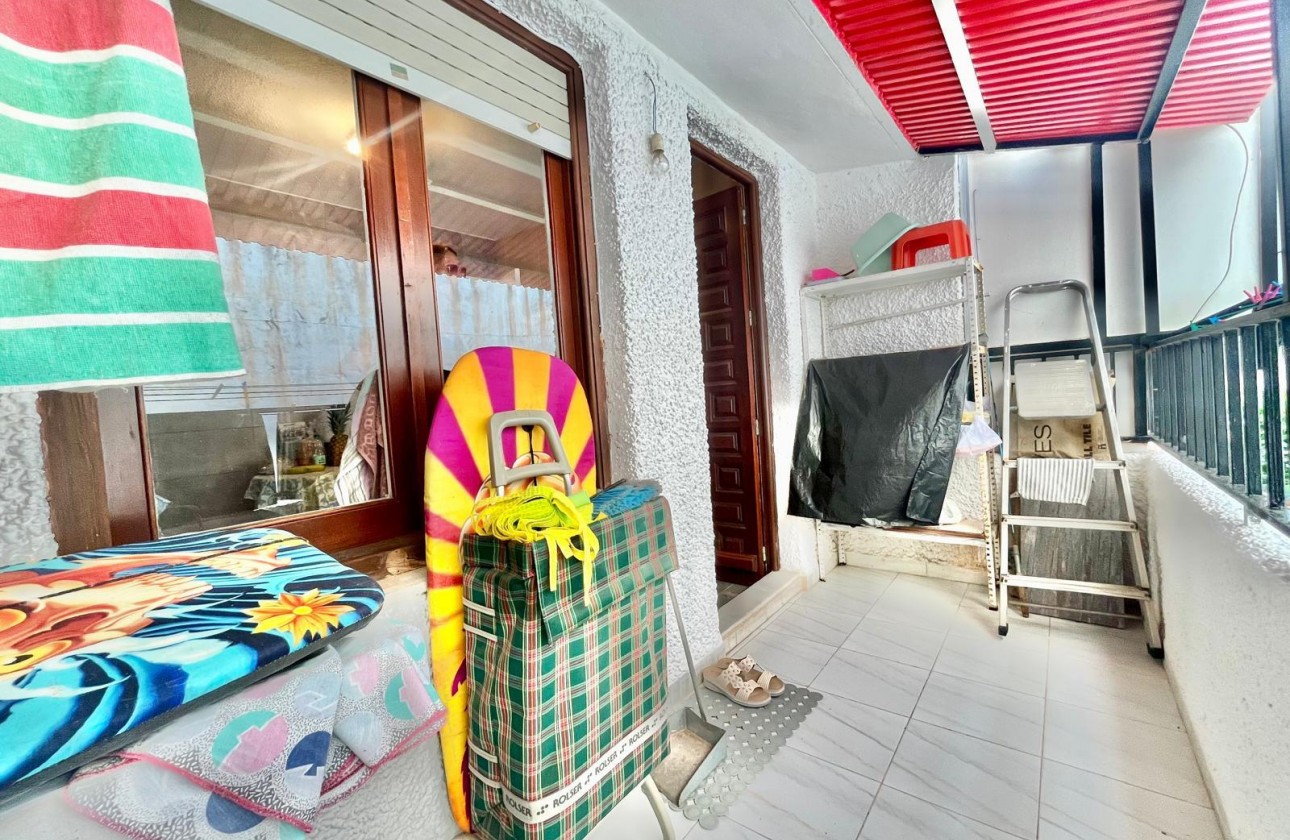 Resale - Apartment / flat - Torrevieja - Playa de los Locos