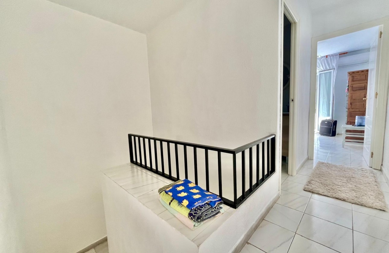 Resale - Apartment / flat - Torrevieja - Playa de los Locos
