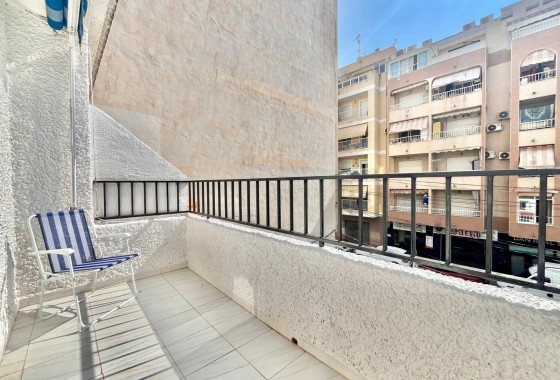 Resale - Apartment / flat - Torrevieja - Playa de los Locos
