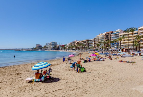 Resale - Apartment / flat - Torrevieja - Playa de los Locos