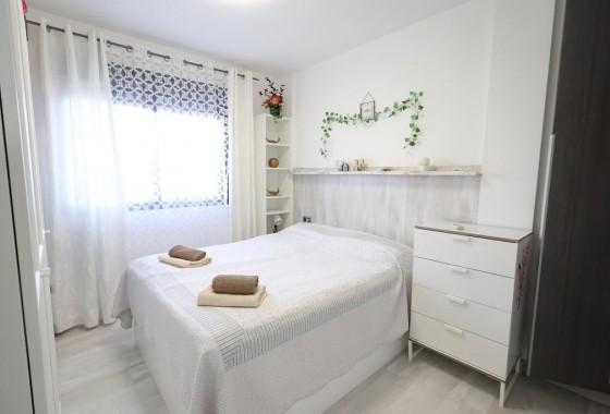 Resale - Bungalow - Orihuela Costa - Costa Blanca