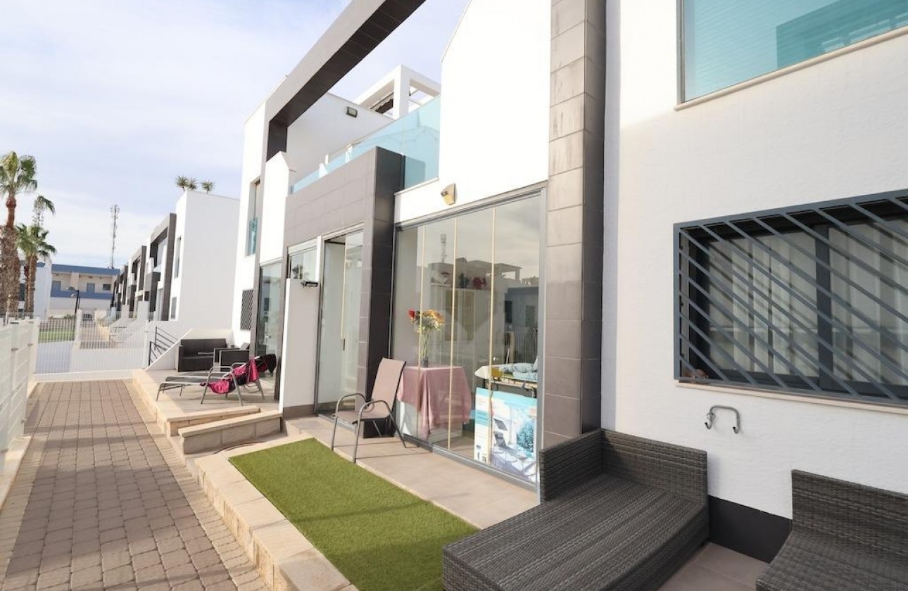 Resale - Bungalow - Orihuela Costa - Costa Blanca