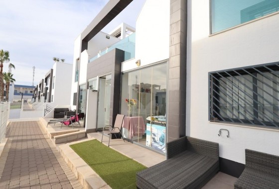 Resale - Bungalow - Orihuela Costa - Costa Blanca
