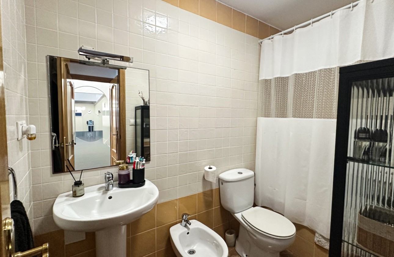 Resale - Apartment / flat - Guardamar del Segura - Costa Blanca