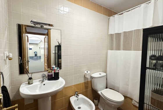 Resale - Apartment / flat - Guardamar del Segura - Costa Blanca