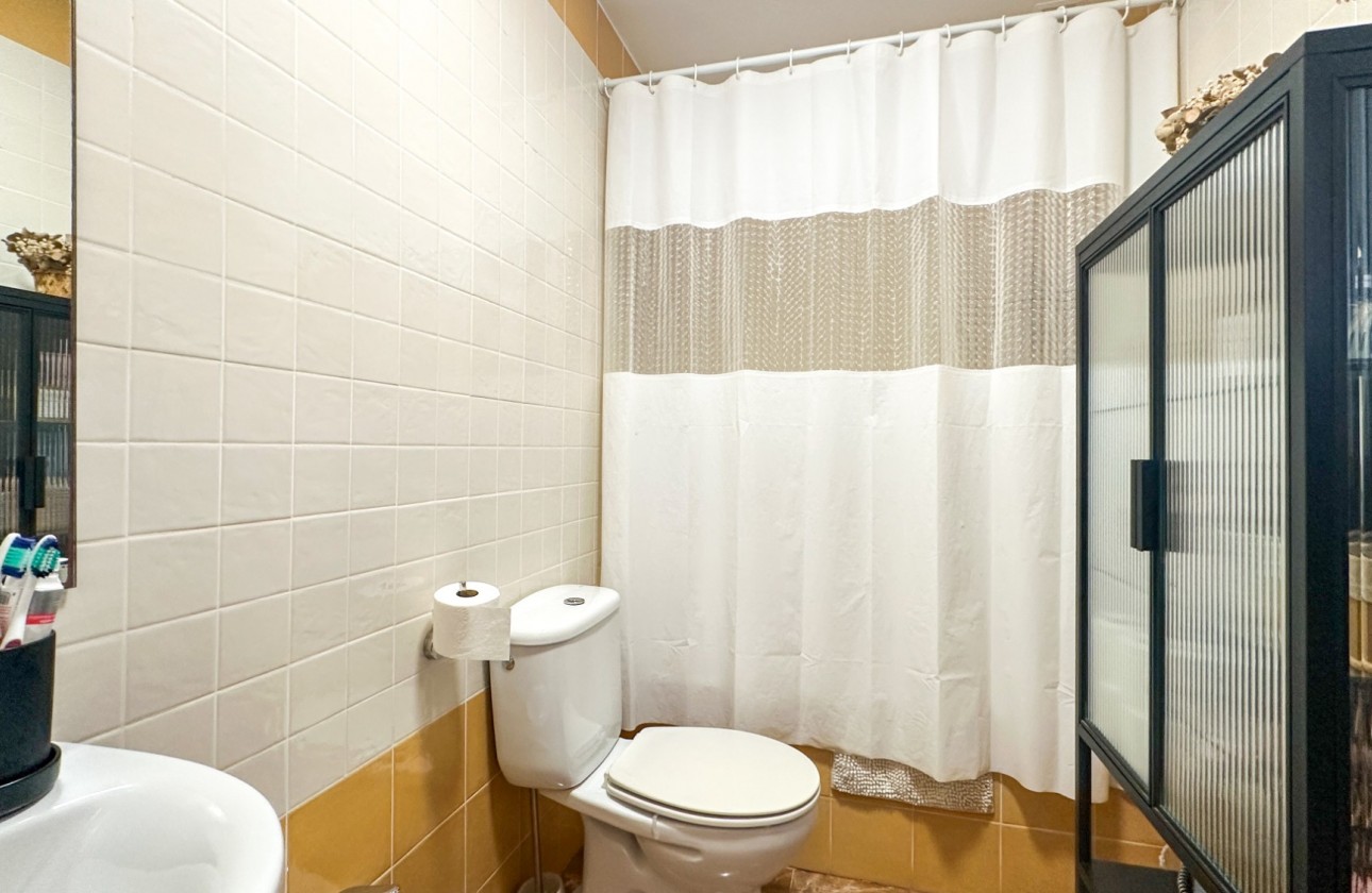 Resale - Apartment / flat - Guardamar del Segura - Costa Blanca