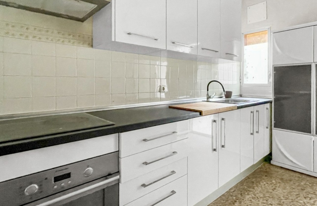 Resale - Apartment / flat - Guardamar del Segura - Costa Blanca