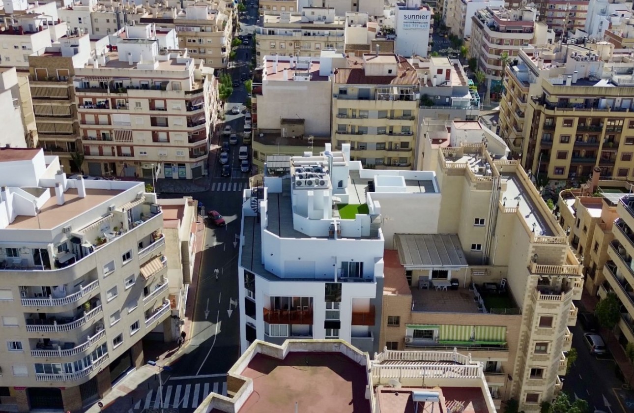 Resale - Apartment / flat - Torrevieja - Costa Blanca