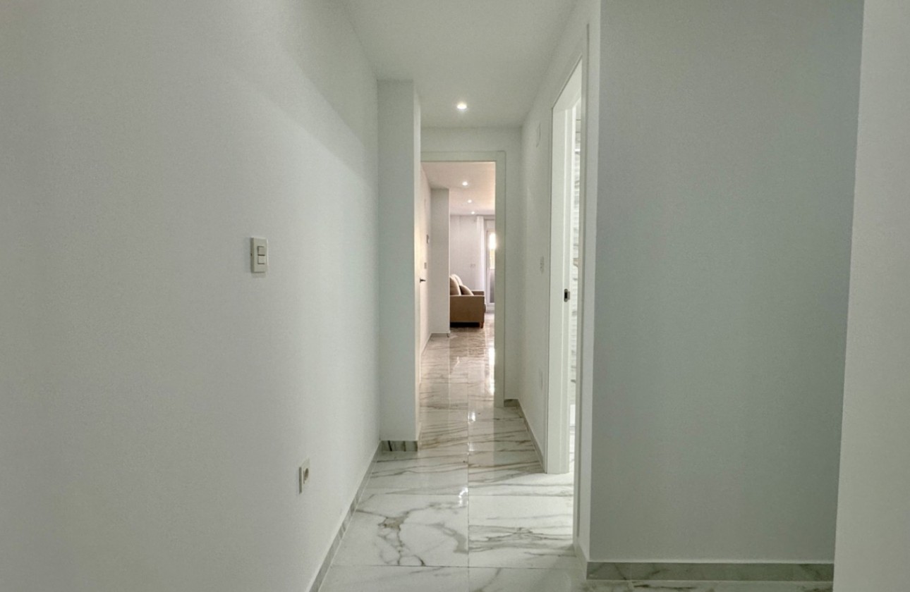 Resale - Apartment / flat - Torrevieja - Costa Blanca