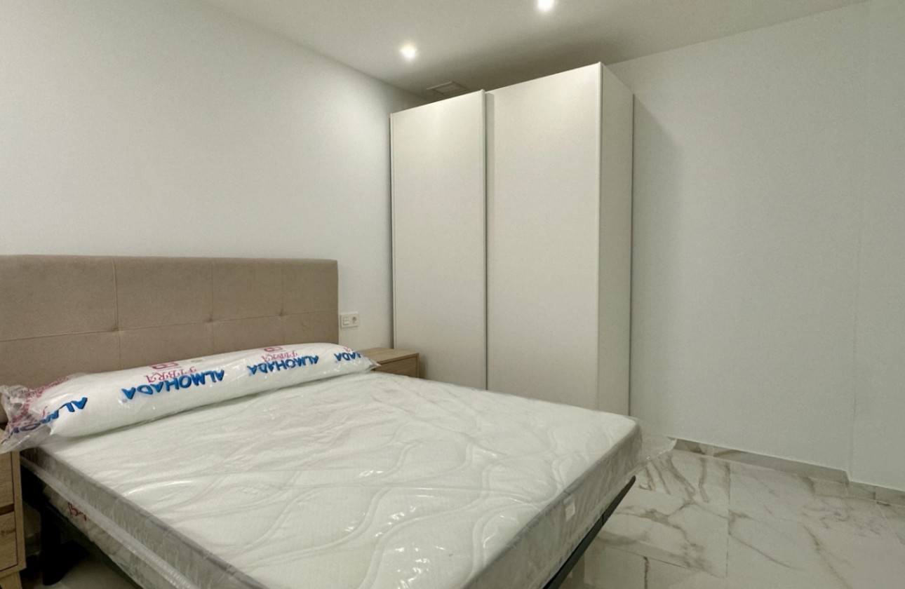 Resale - Apartment / flat - Torrevieja - Costa Blanca