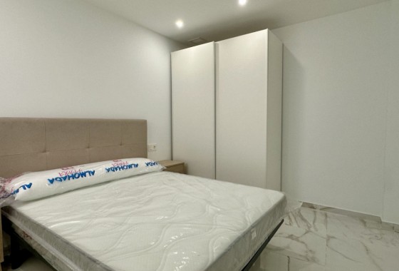 Resale - Apartment / flat - Torrevieja - Costa Blanca