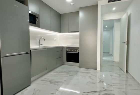 Resale - Apartment / flat - Torrevieja - Costa Blanca