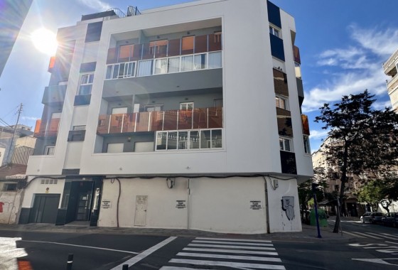 Resale - Apartment / flat - Torrevieja - Costa Blanca