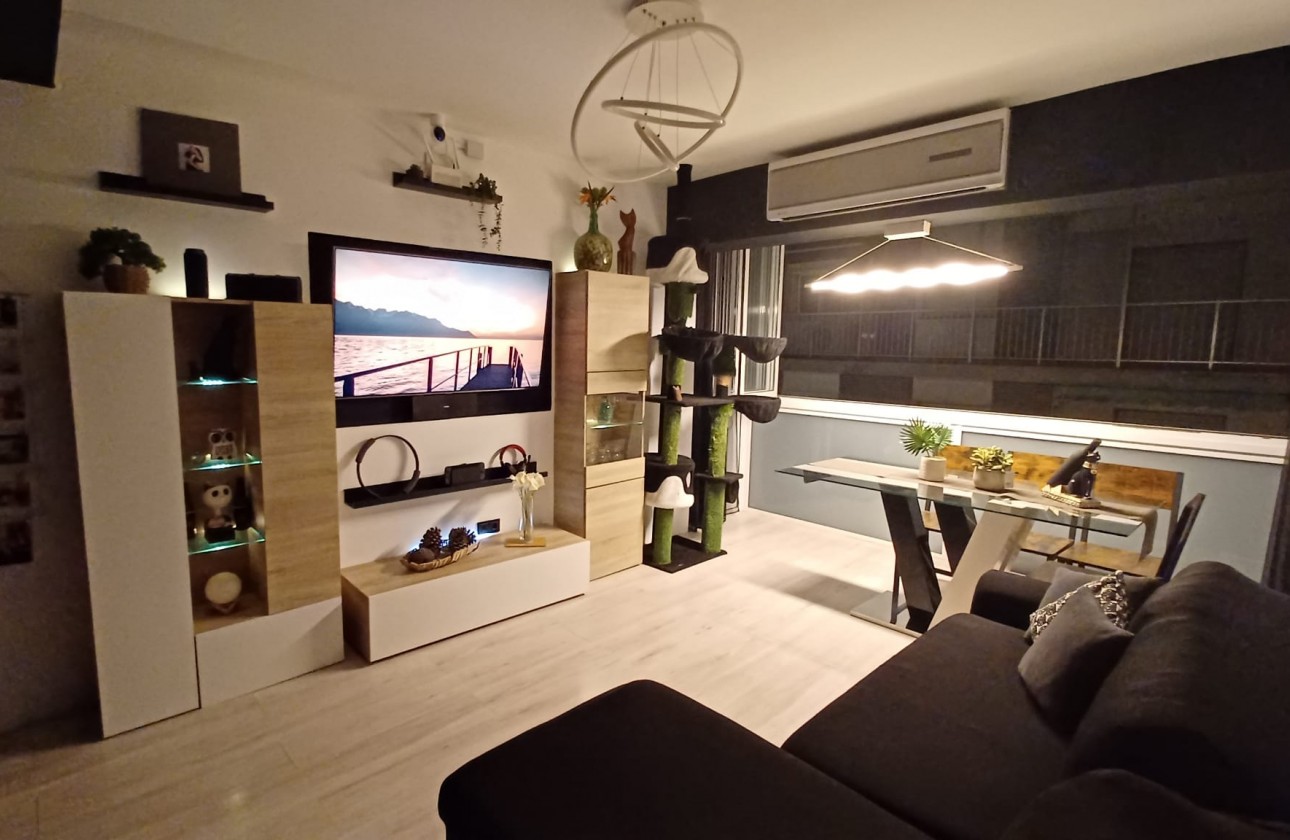 Resale - Apartment / flat - Torre de la Horadada - Costa Blanca