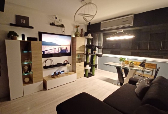 Resale - Apartment / flat - Torre de la Horadada - Costa Blanca