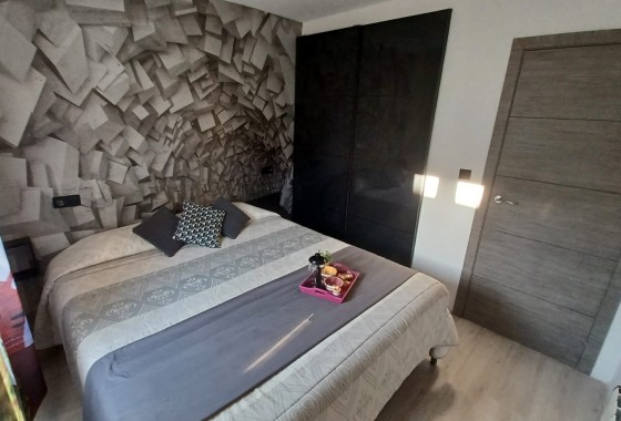 Resale - Apartment / flat - Torre de la Horadada - Costa Blanca